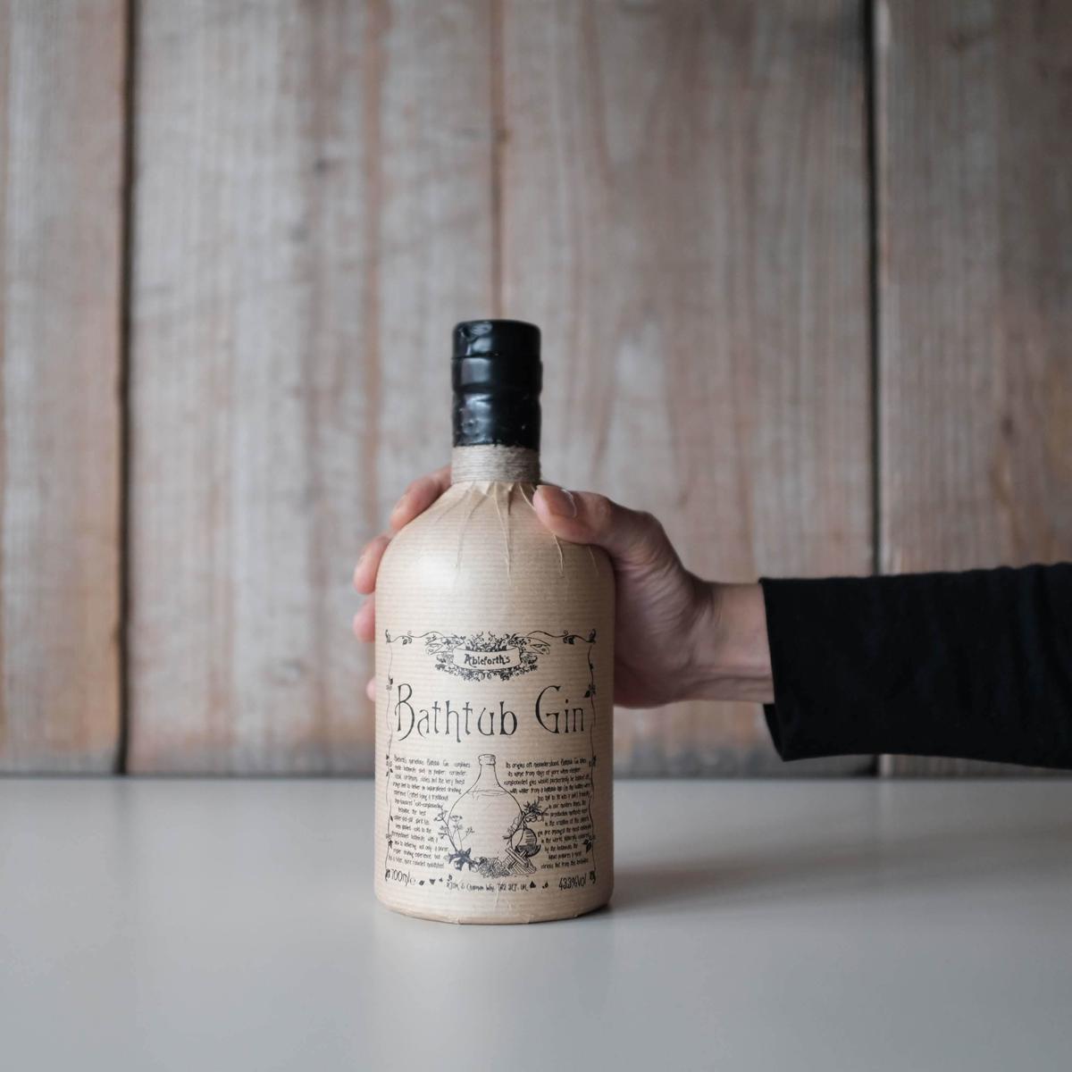 BATHTUB GIN GIN BOTTLE SHOP