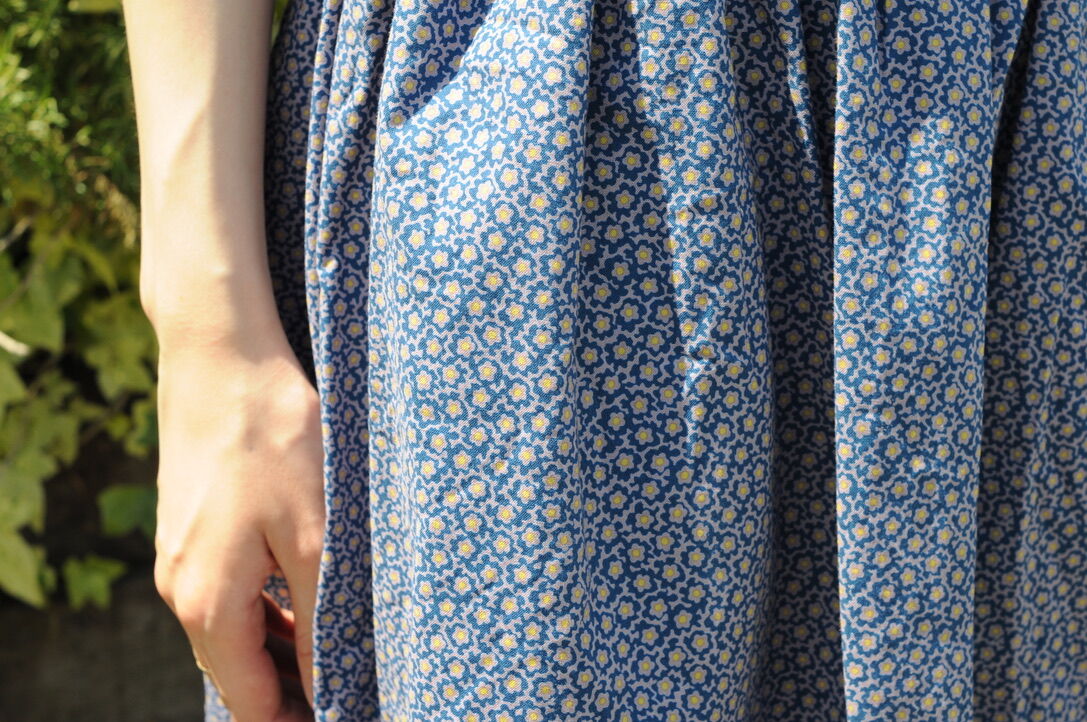 homspun キャラコ小花プリントギャザースカート | 04 STORE