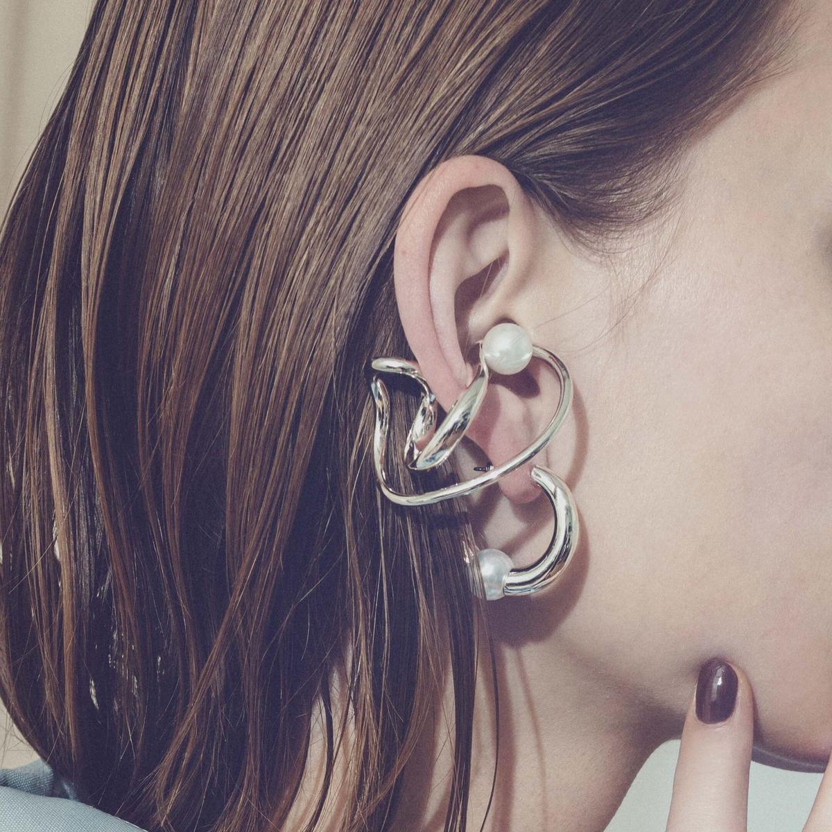 Horn pearl curve pierce (2P) Soierie WEB STORE