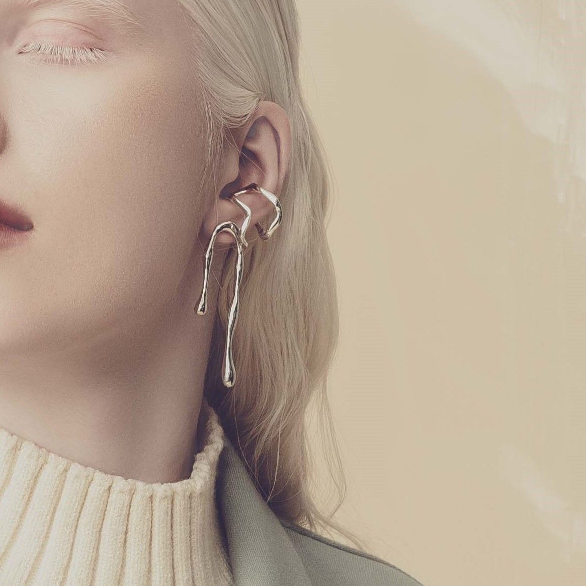 美品 ソワリー ピアス icicle connect icicle bar ソワリー ピアス icicle connect icicle bar