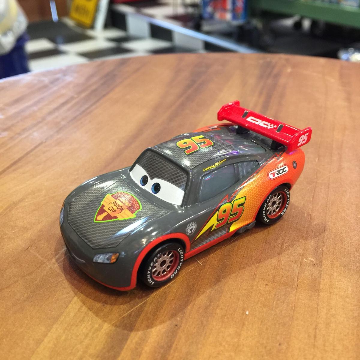 Disney Pixar Cars Mattel社 マックイーン カーボンレーサータイプ