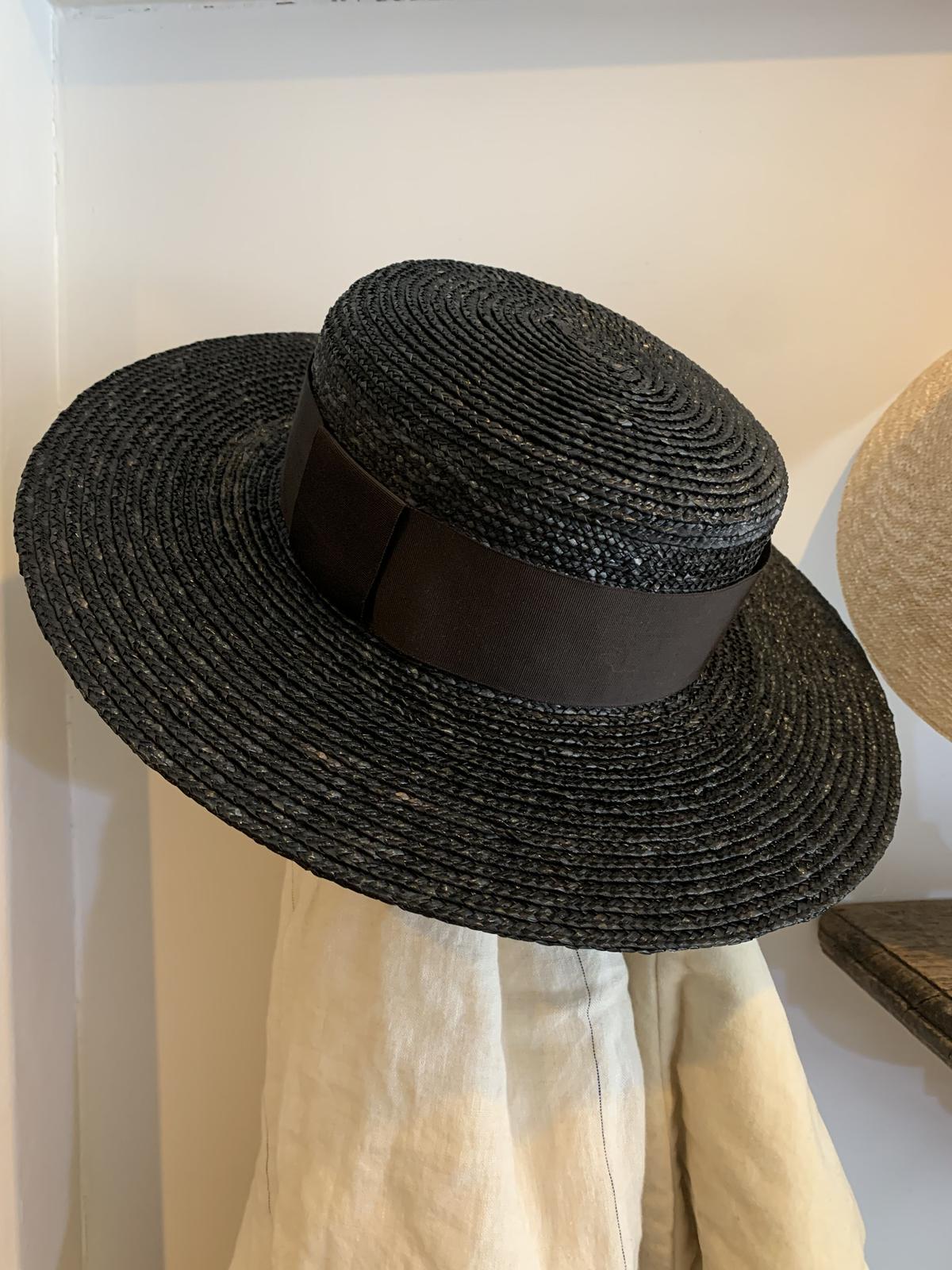 送料無料 激安 お買い得 キ゛フト sugri コーサイムギキャノチェ帽子