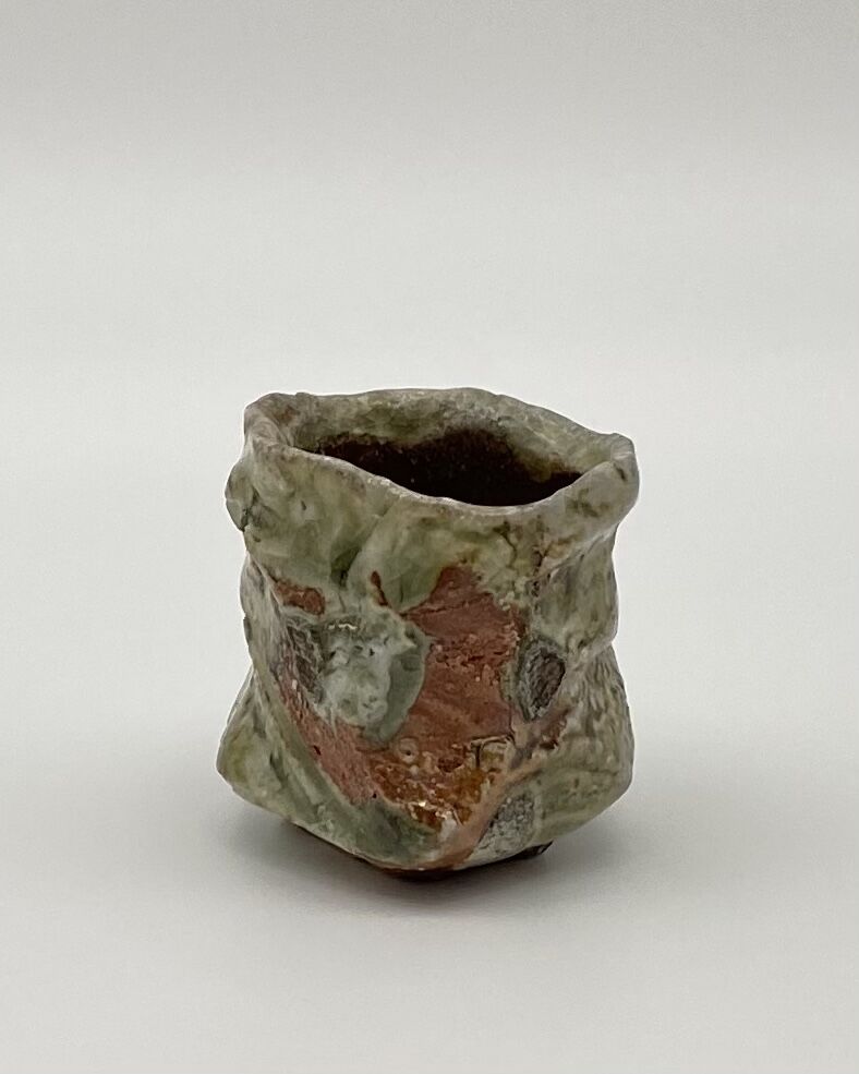 国産日本製 ヤフオク! - D623 新学 伊賀ぐい呑 酒器 共箱 真作保証