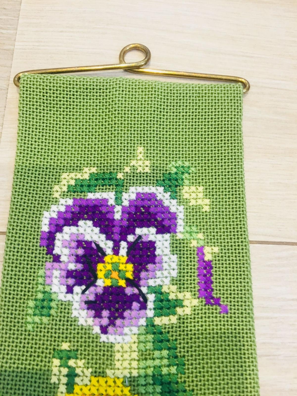 タペストリー クロスステッチ刺繍 ヴィオラ パンジー Wasurenagusa