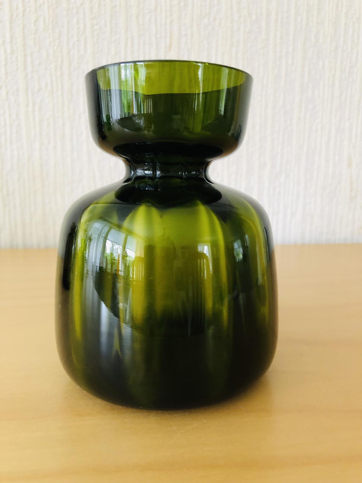 HOLME GAARD CROSSES 花瓶 19.5 センチ