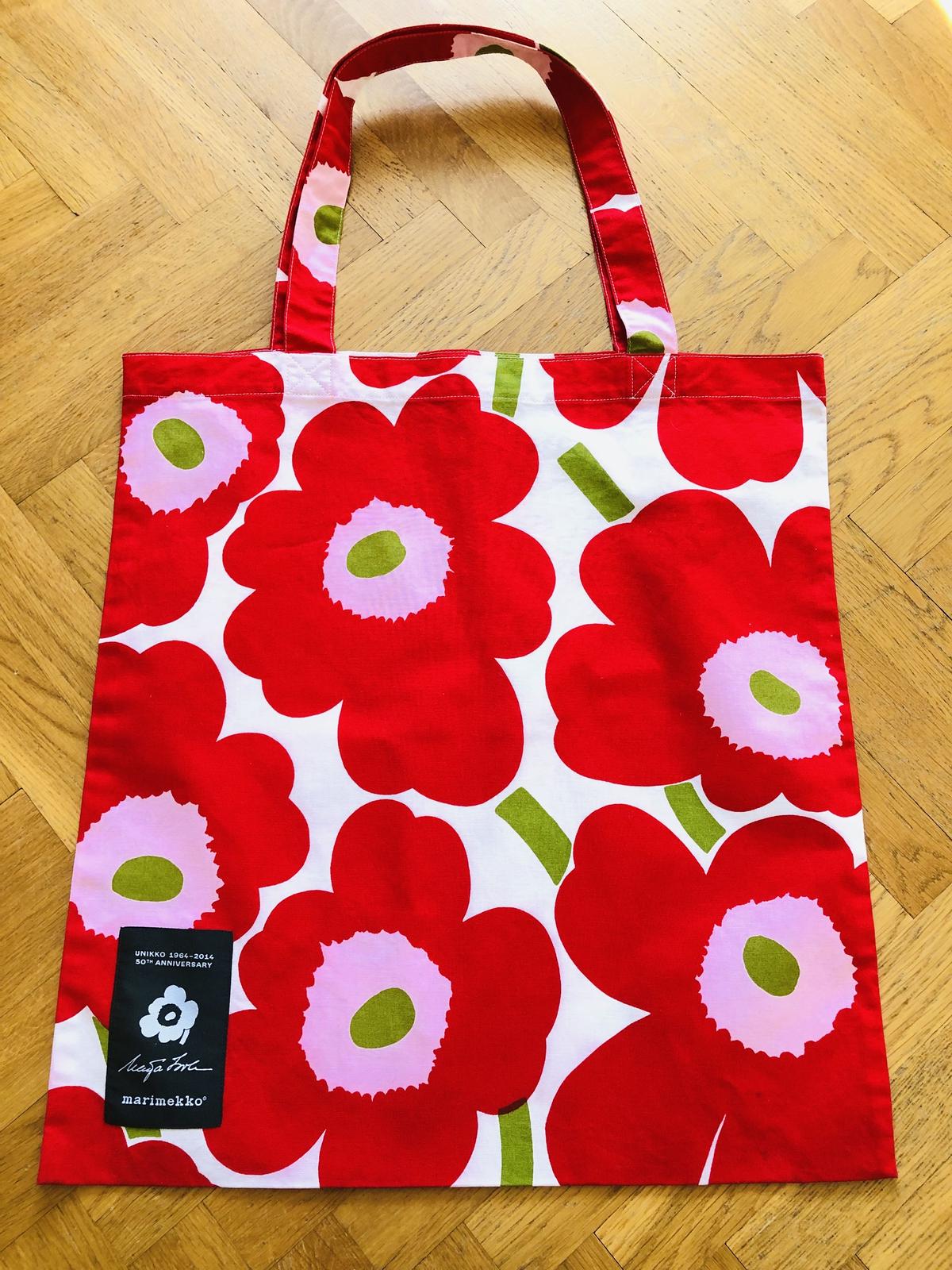 ディズニーコレクション marimekko 50th anniversary unikko トート