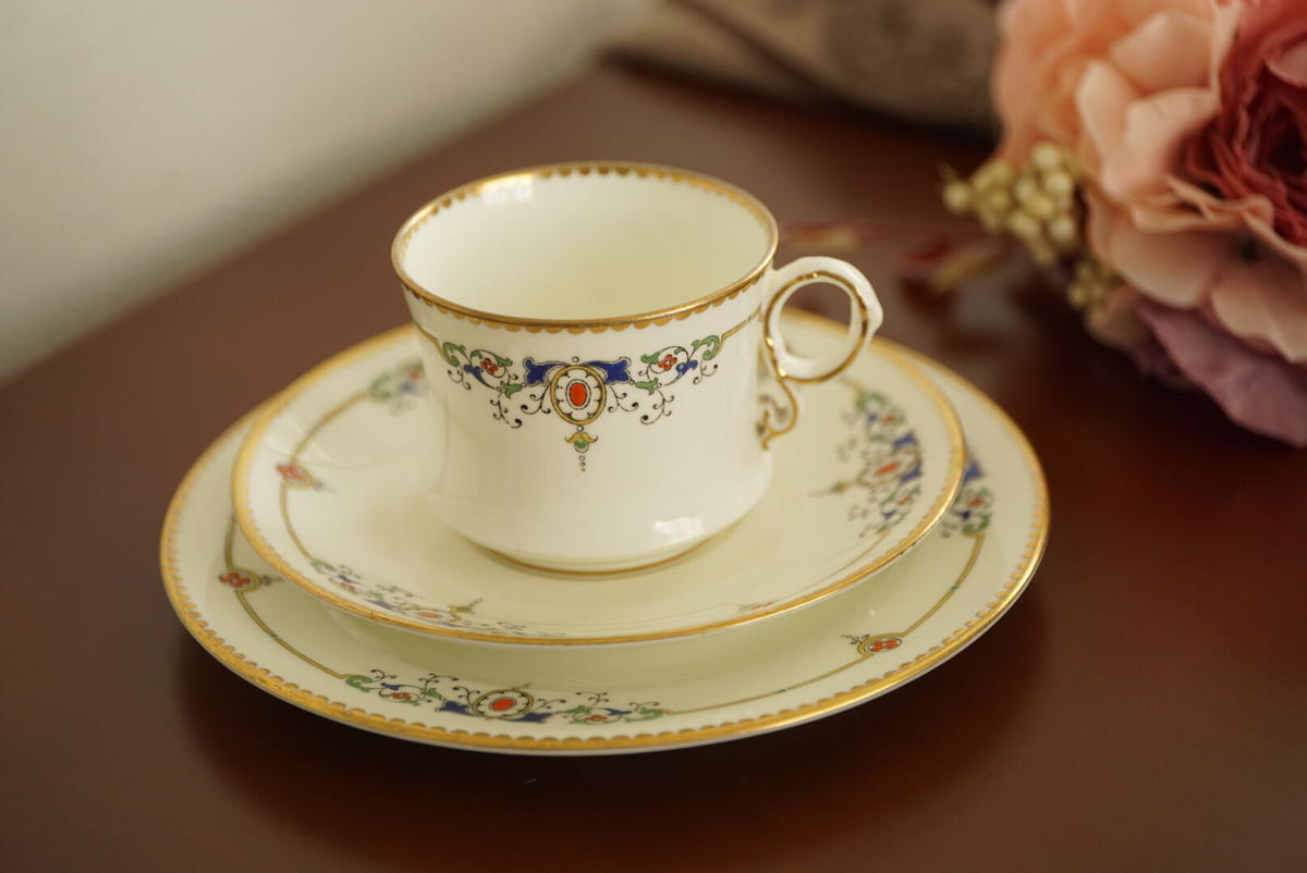 シェリー D パンジー トリオ カップ プレート アンティーク ✩ シェリー D パンジー トリオ カップ プレート アンティーク ✩ 【公式