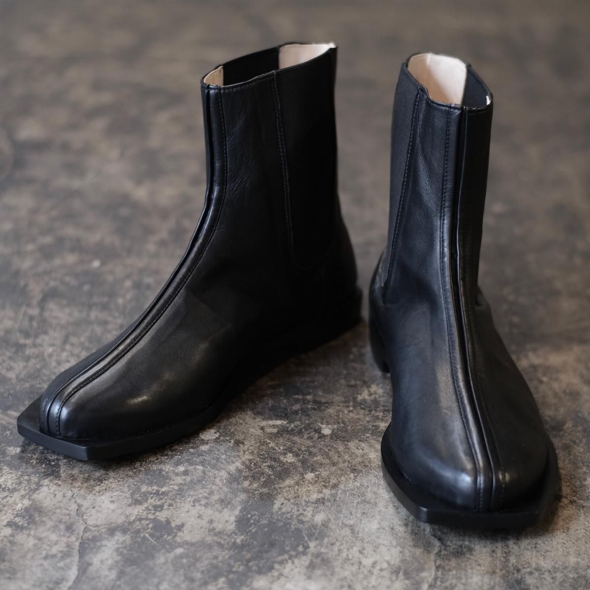 SQUARE TOE SIDE GORE BOOTS | T.A.S JAPAN OFFIC...