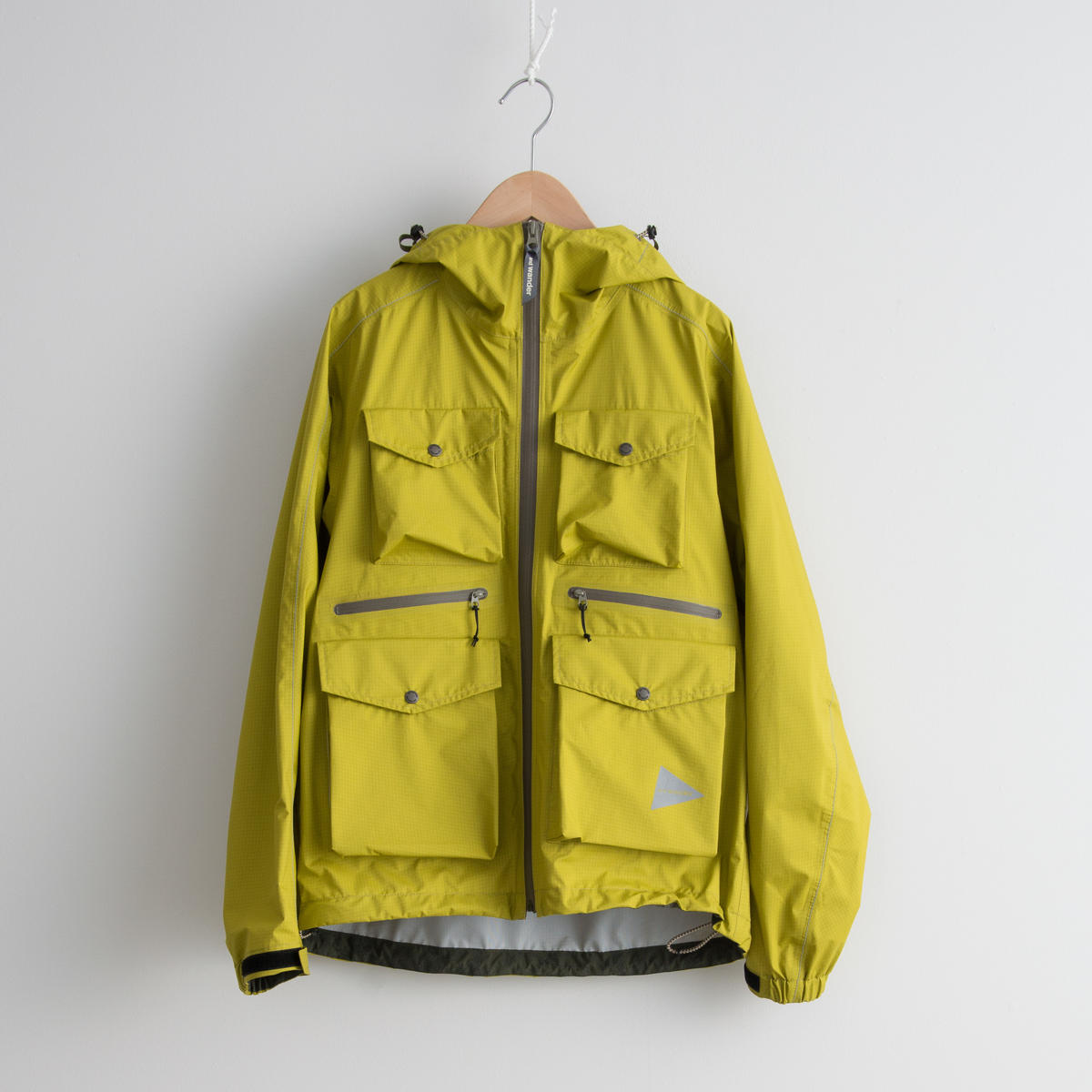 and wander / 3L rip stop jacket / Men | THREE