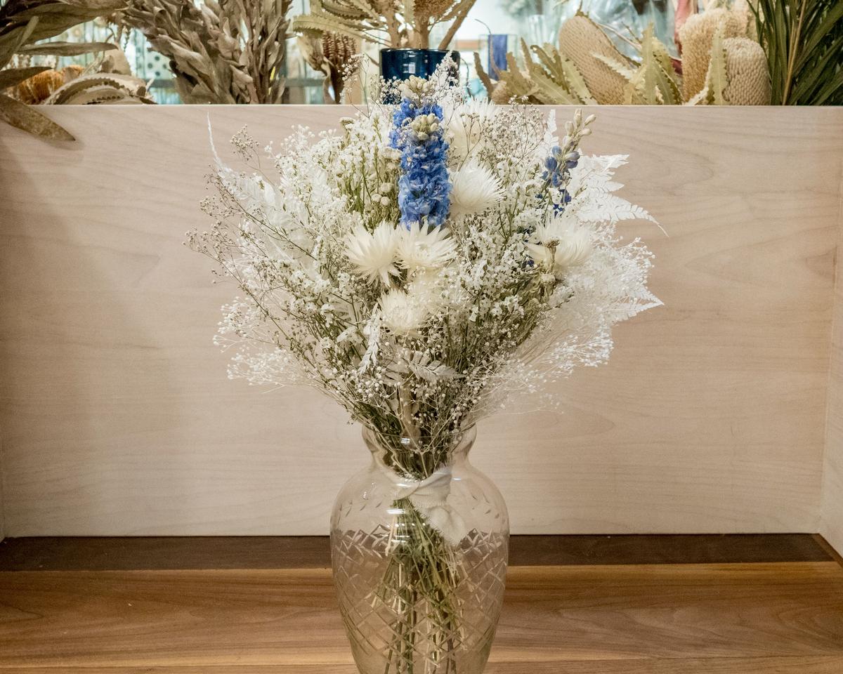 【ドライフラワー花材セット 】デルフィニウム、カスミソウ入り