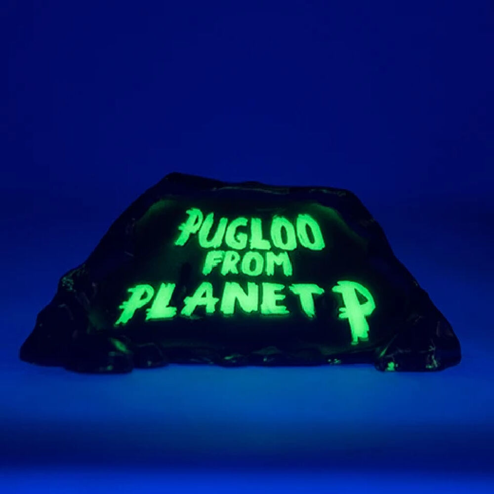 The Pugloo From Planet P vinyl figure by Adam D...