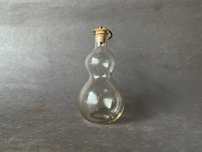 津田清和 ボトル 大瓶 ガラス 酒瓶 - www.galerieamlindenhof.ch 新品未使用品 津田清和 鎬酒瓶 TUDA KIYOKAZU 三谷龍二 収納/キッチン雑貨