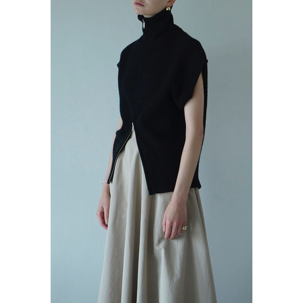 CLANE クラネ “ZIP COLLAR KNIT VEST” ジップカラーニットベスト