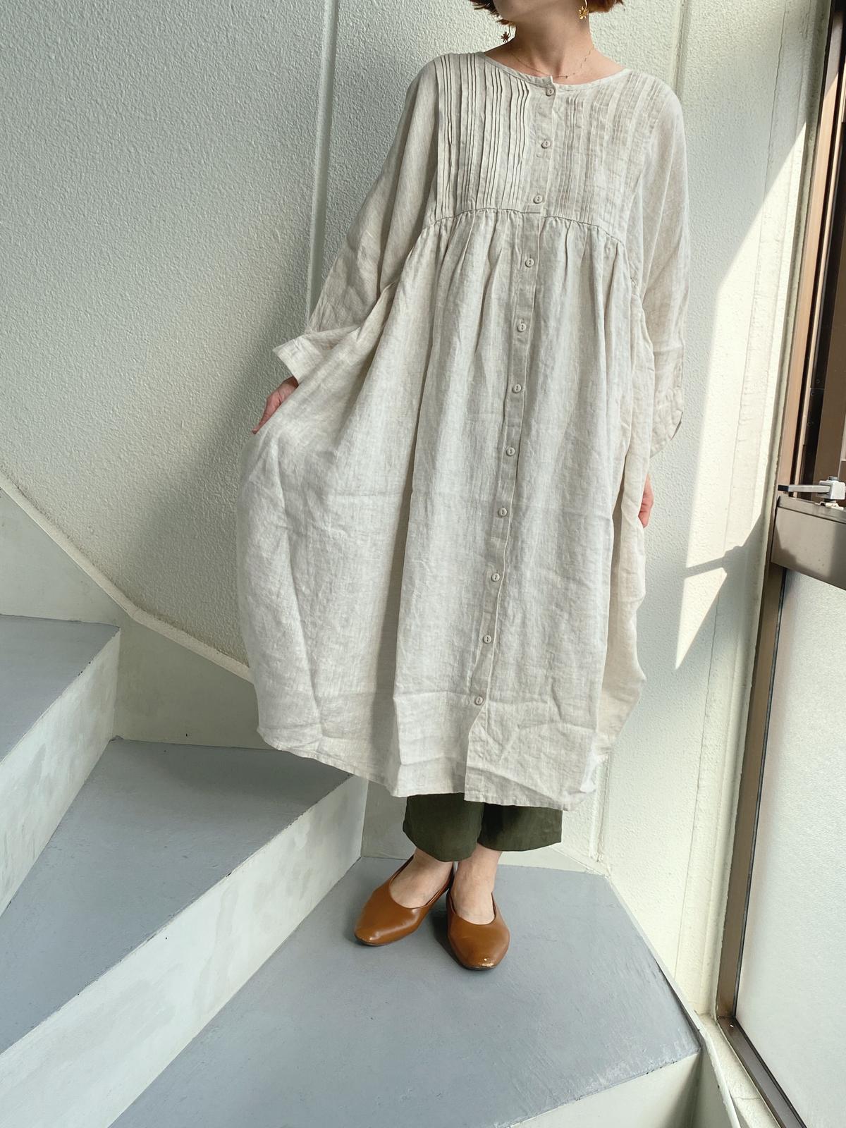 ピンタック 襟 カフス レース付き 胸元 多数 ピンタック ワンピース Ub21 0243 レディース 服 羽織り ロング 長袖 きれいめ ゆったり 春 夏 秋 黒 クロ 無地 ナチュラル ナチュラン 上品 Matilda マチルダ したリネン