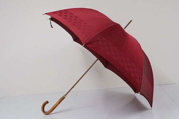 S0544 CELINE セリーヌ 高級傘 USED超美品 マカダム 天然木手元 絶版 60cm 中古 ブランド