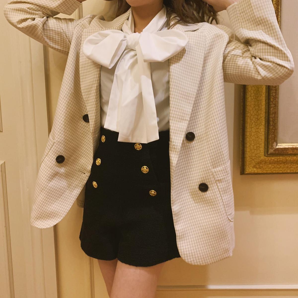 big ribbon tie classic blouse | Treat ürself
