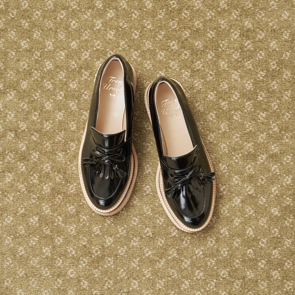 original TÜ platform loafer (black) | Treat ürself