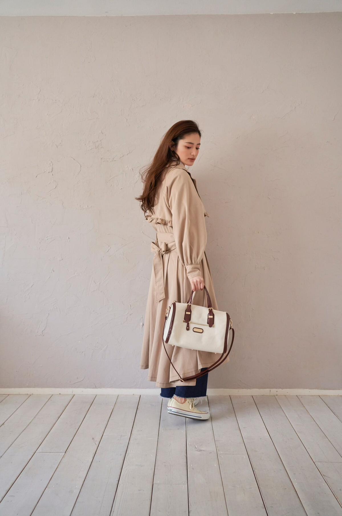 frill UNA trench coat | Treat ürself