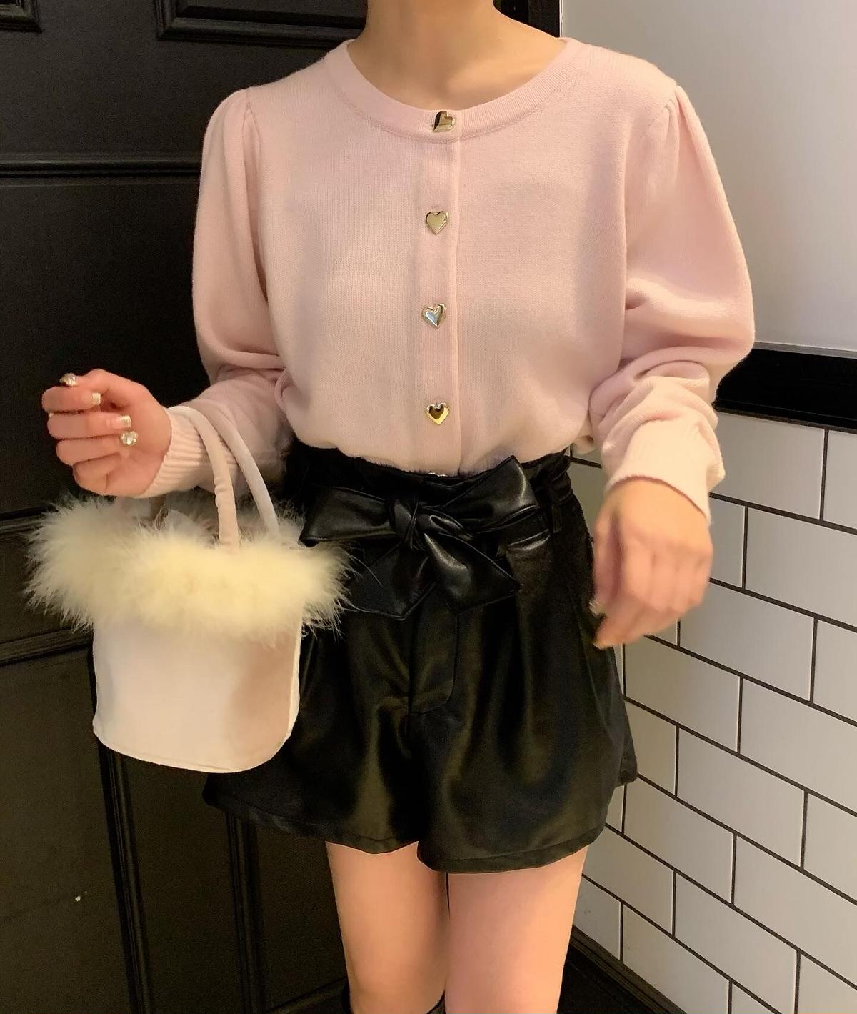 トリートユアセルフ ハート ボタン カーディガン Treaturself