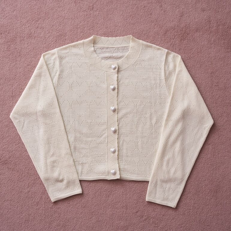 Heart pearl button cardigan (ivory) | Treat ürself 限定品 treat ハートボタンカーディガン urself カーディガン/ボレロ