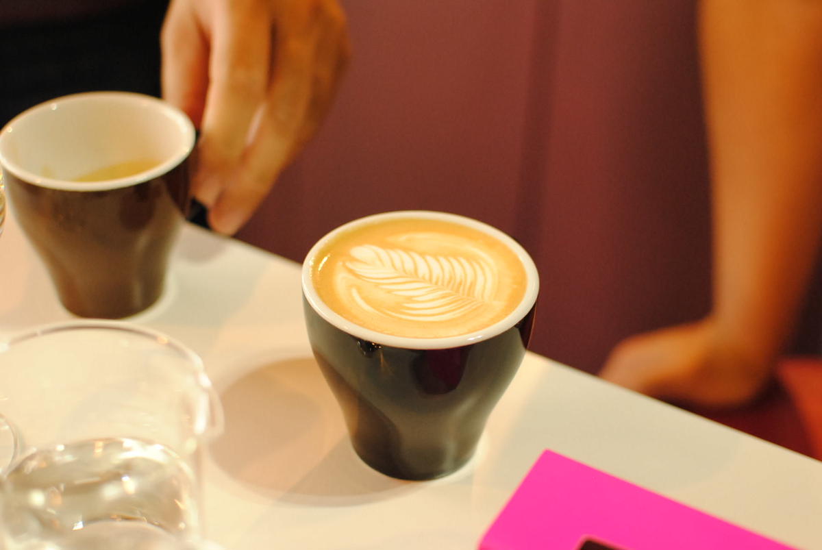 ACF CAPPUCCINO CUP 5.5oz (6 cups & saucers set)...