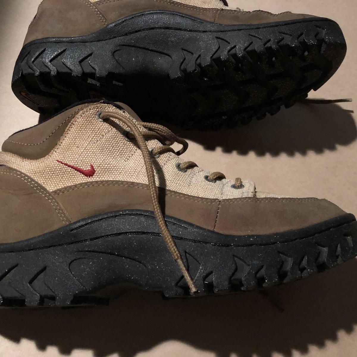 NIKE ACG hiking shoes WEST MAPS