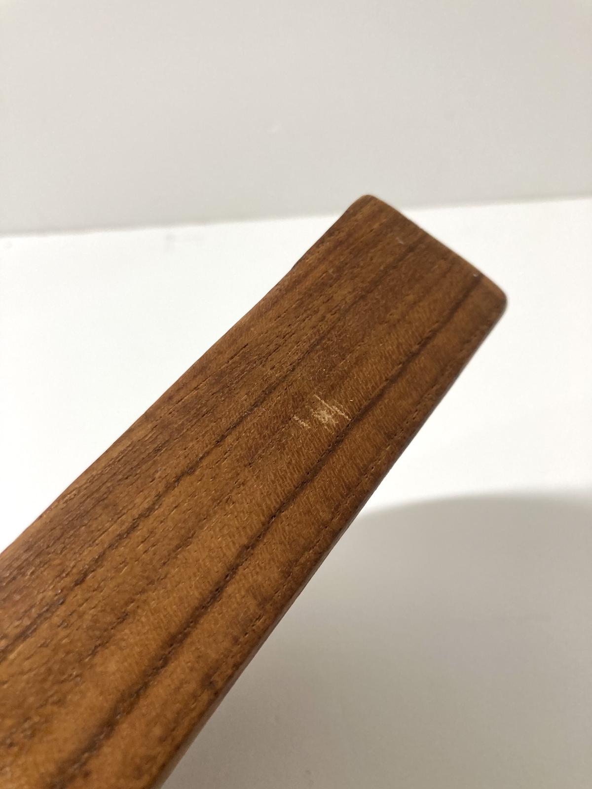 デンマーク製ヴィンテージ/独特な形のチークのスナックトレイ | HYGGE