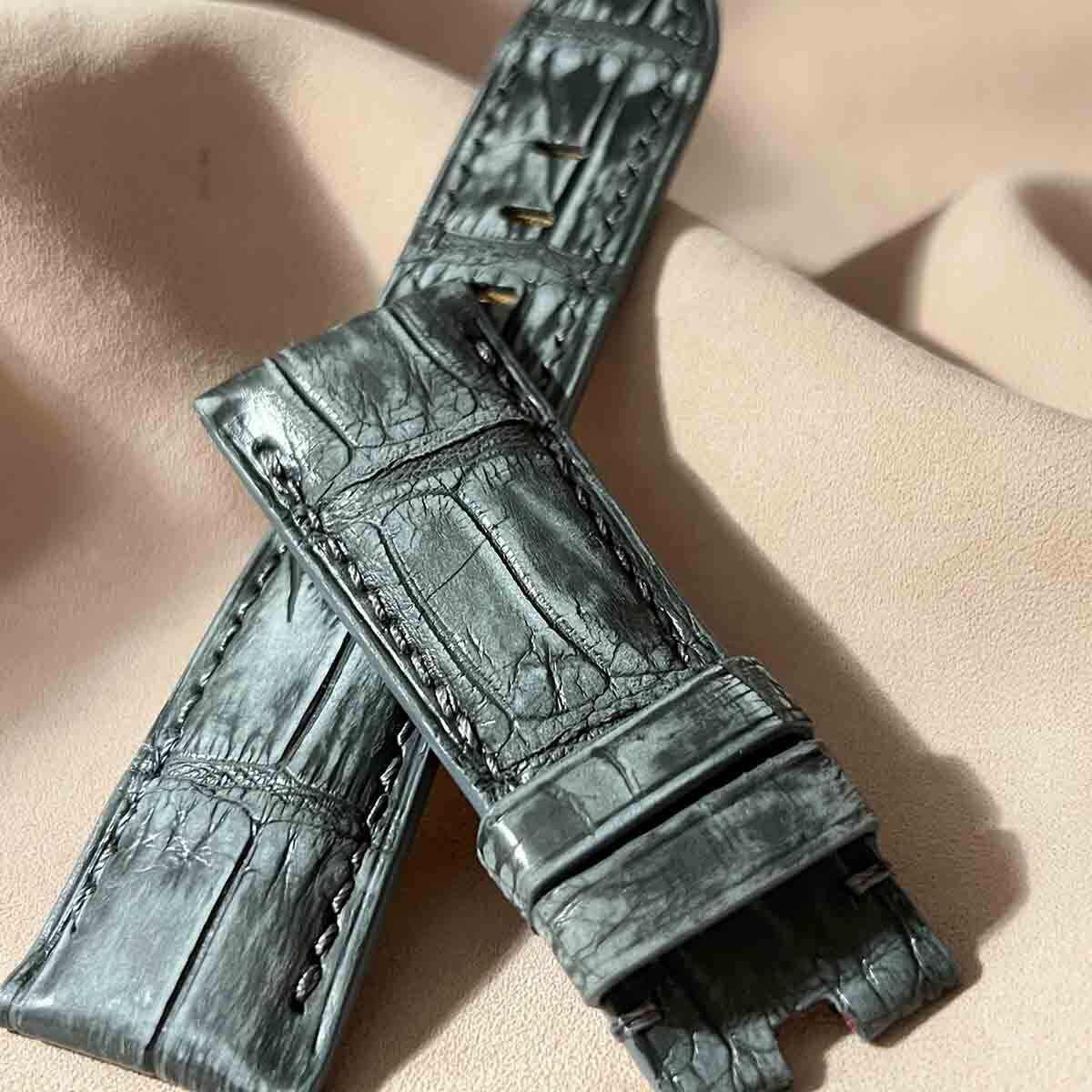 cro-965 クロコダイル レザー 腕時計 ベルト ヌバックグレー (ラグ幅26 mm - バックル幅22 mm)