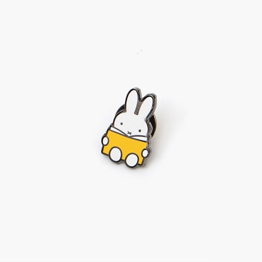 Miffy Reading Miffy Pin Zero Per Zero Jp Miffy Reading Miffy Pin Zero Per Zero Jp