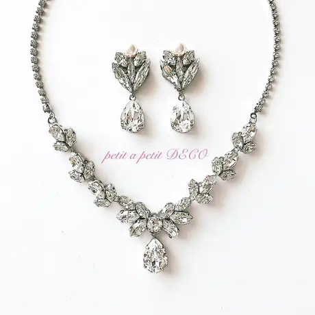 ブライダルスワロフスキーアクセサリー Petit A Petit Deco