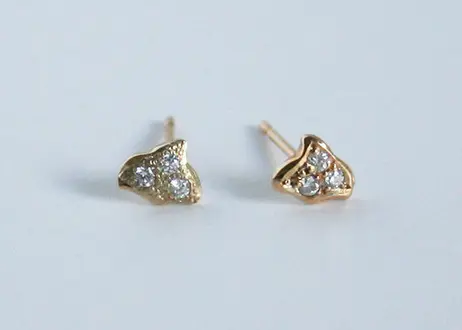 CASATO カザート ダイヤ ガーネット ピアス 750 ジュウル