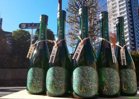おいしい地酒とワインの店ワダヤ