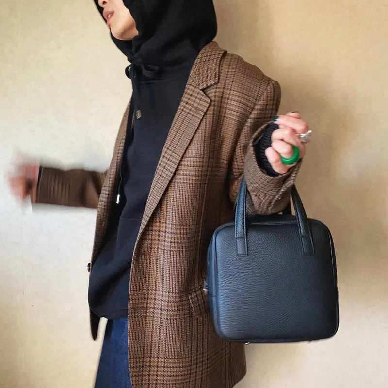 ch!iiibag スクエアボストン　ブラック chiiiibag ch!iii スクエアボストンバック チーバック