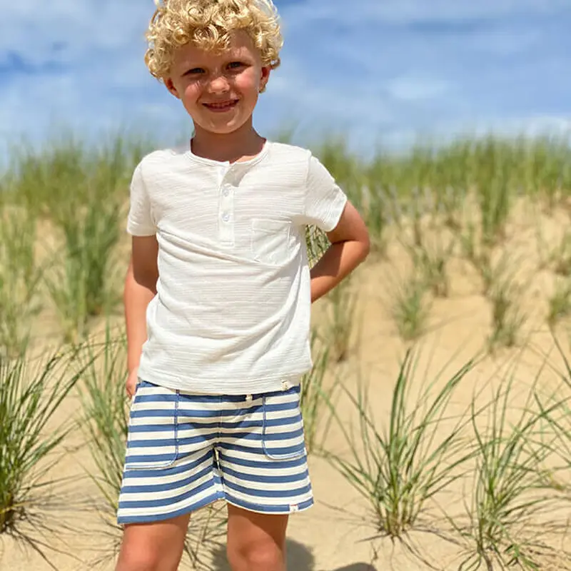 Neutral ニュートラル 性別のない子供服店