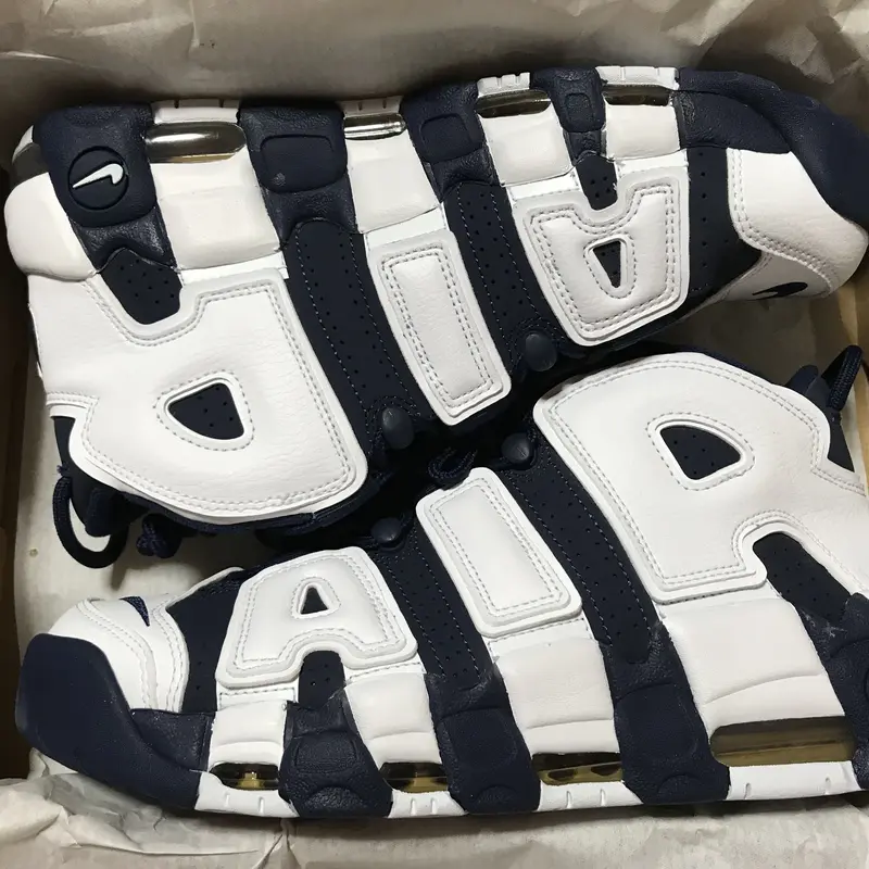 絶妙 モアテン ネイビー 28cm ランキング1位獲得 The Perfume Lounge Com