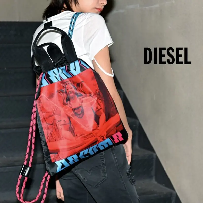 人気新品新作 超美品 DIESEL デニム リュック バックパック LE-ZIPPER
