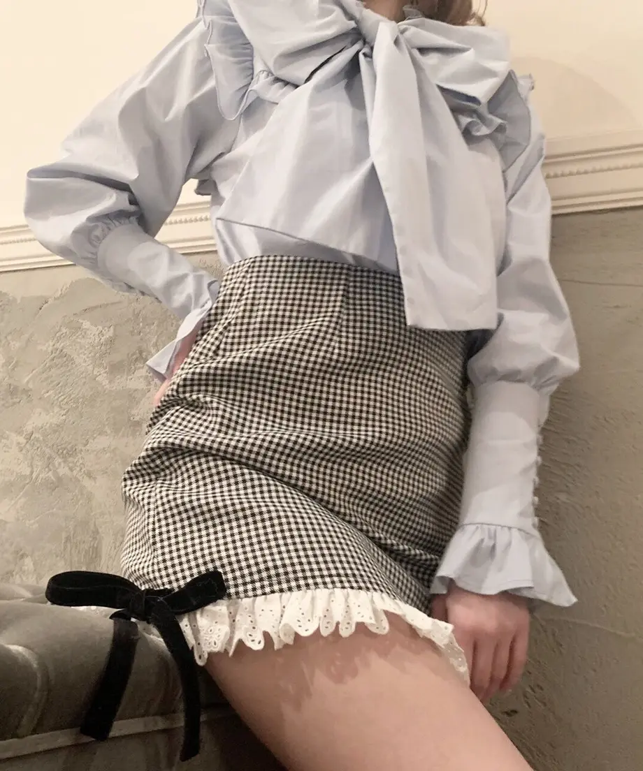 6058060d90865440f89009ac