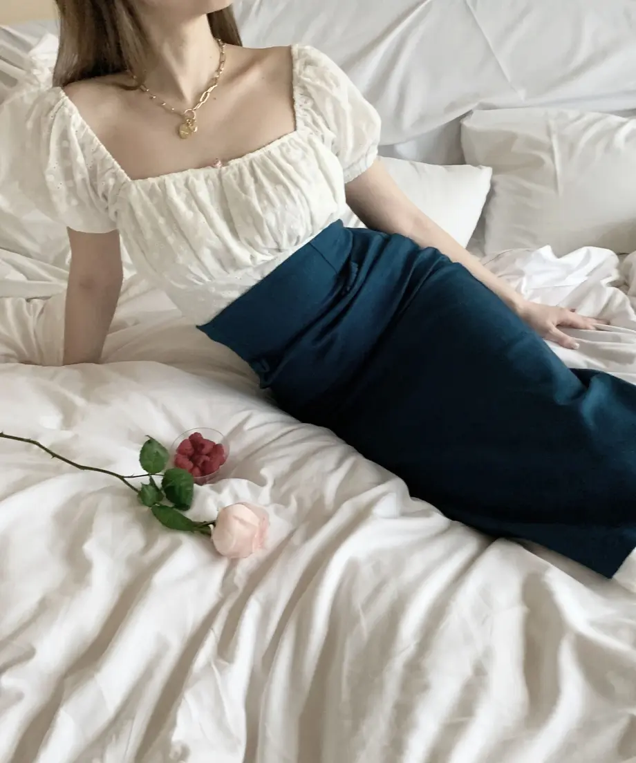 6077b0f4d5e9c9703156ef00