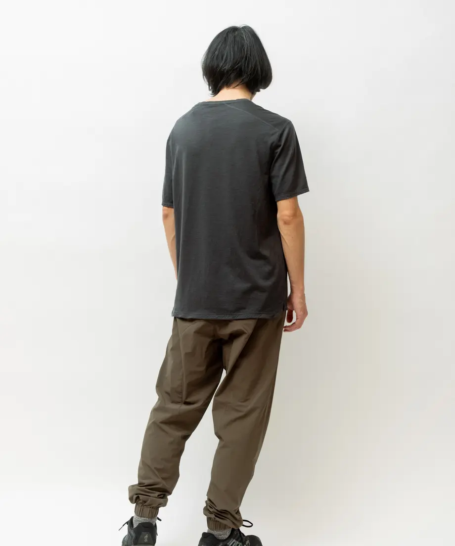 6221c7b323c2aa276cb4d578