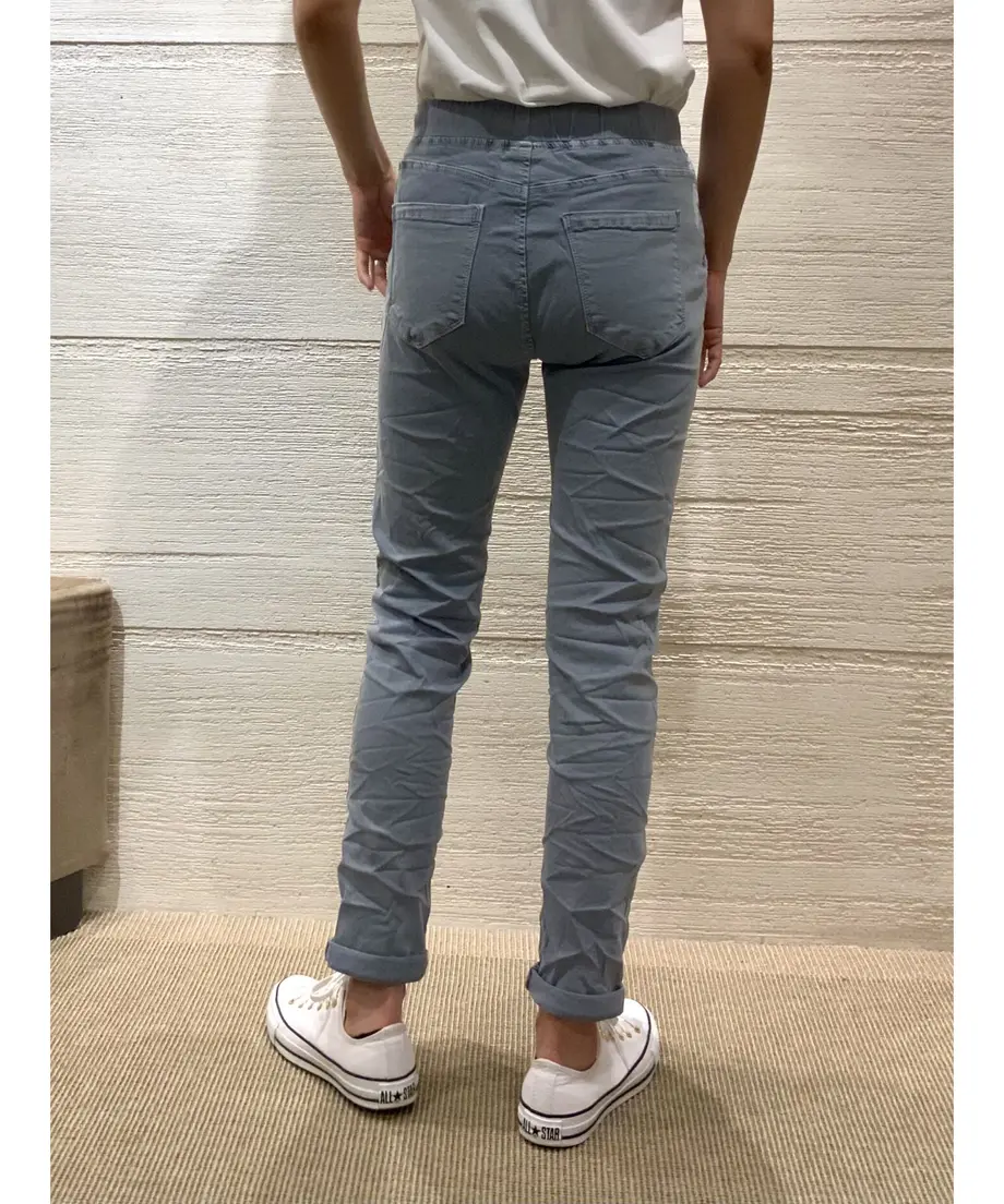 60698045d5e9c916c78c4730