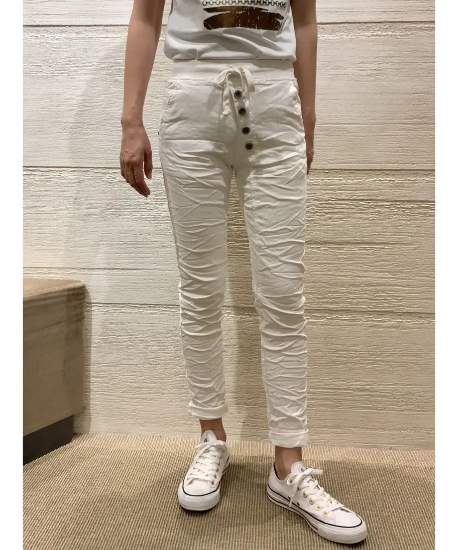 6069829bd263f07aa0cc7138