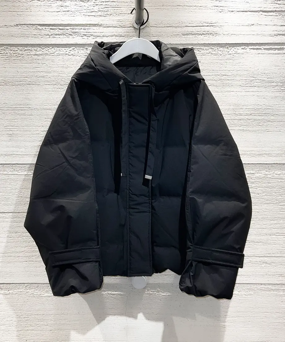 637f4915c92c5d74db930fa8