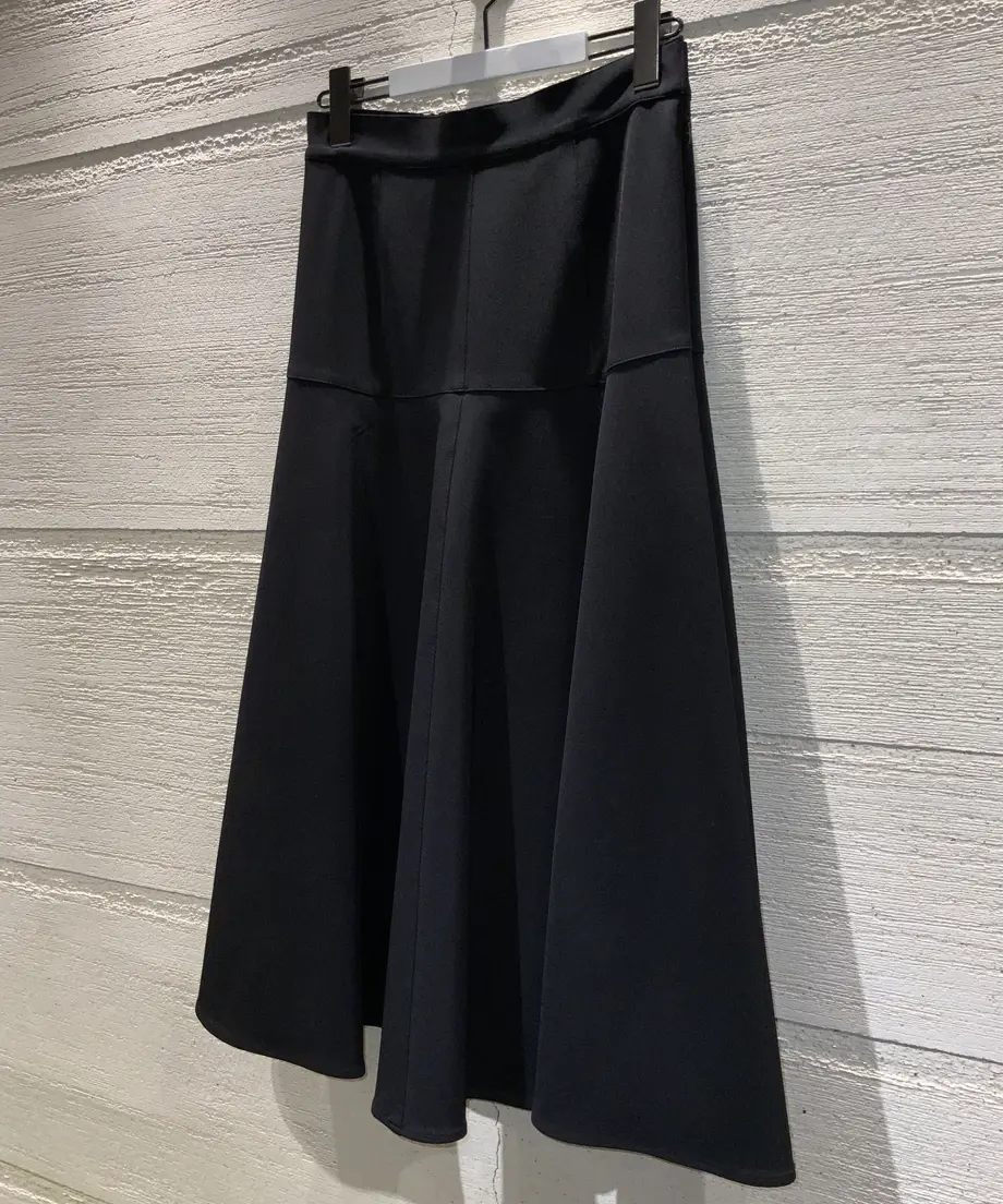 6136e0f2a1027563ecd9aed7