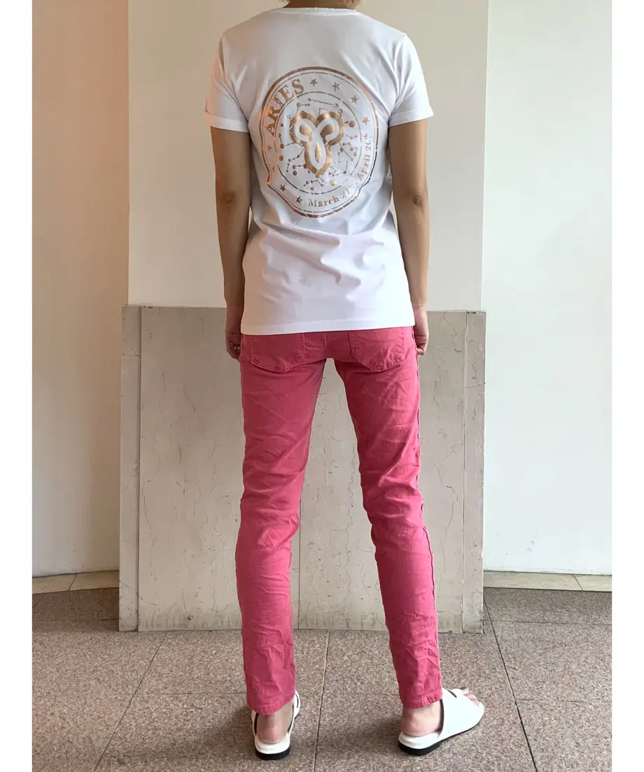 60f275bf56e0f1555211af7e