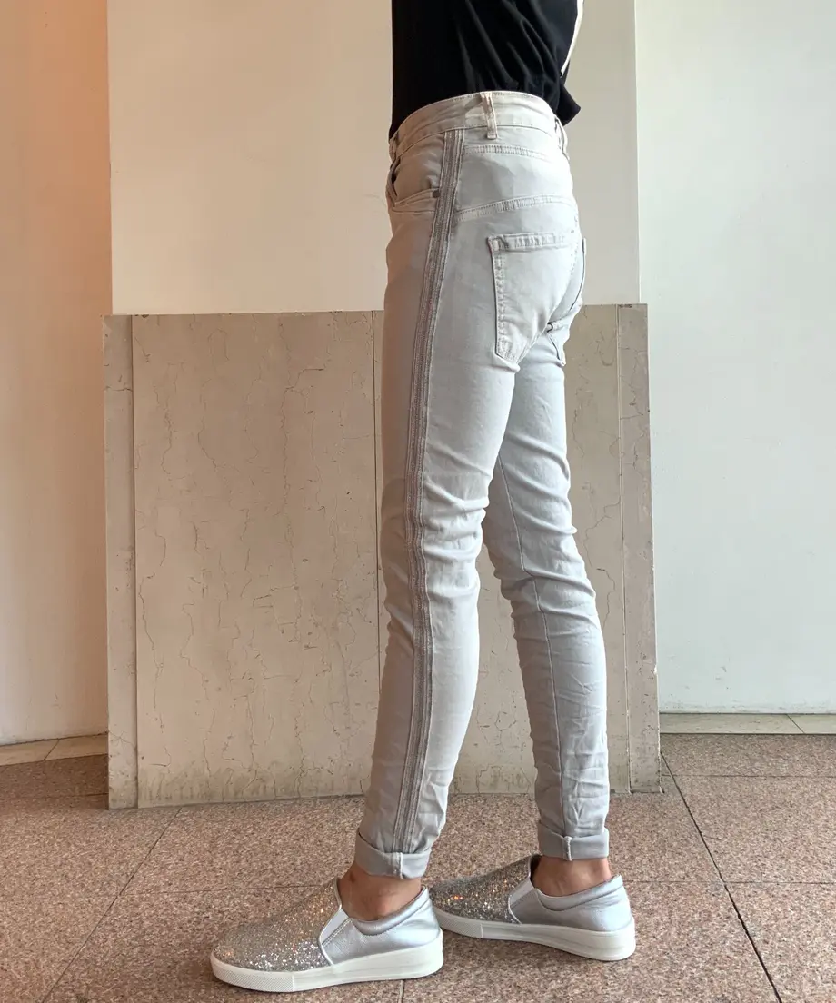 6125ed7cf604a972a7f5979f