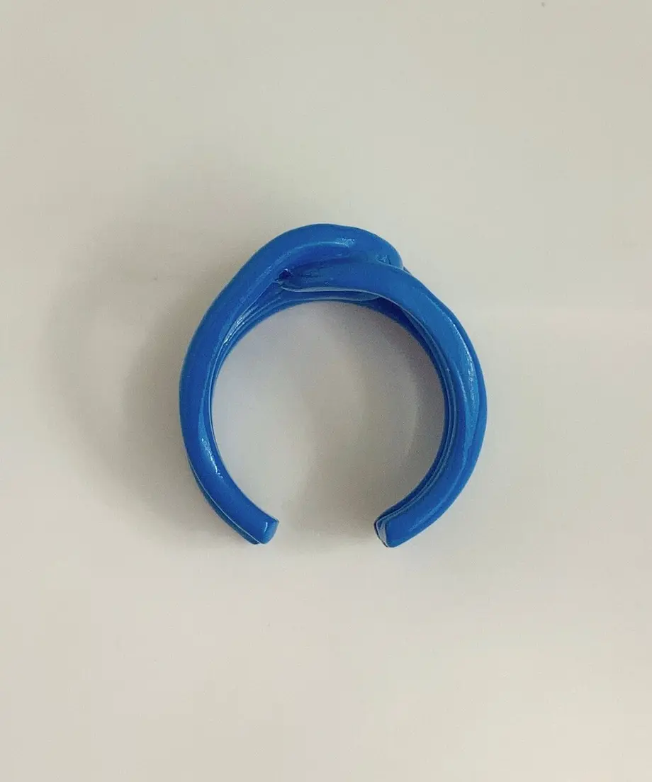 60c33fcfb5285a27ac5fde77