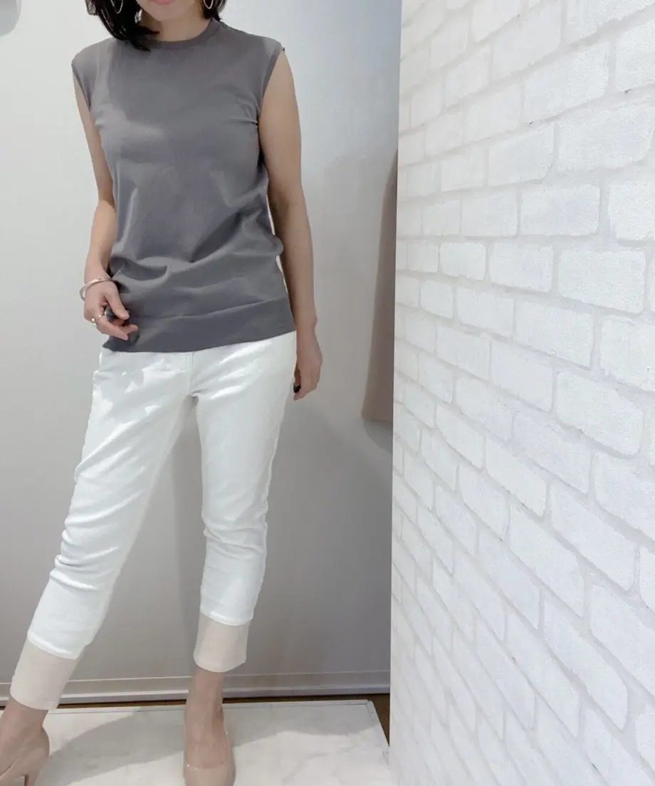 6012b855243860527cad10ec