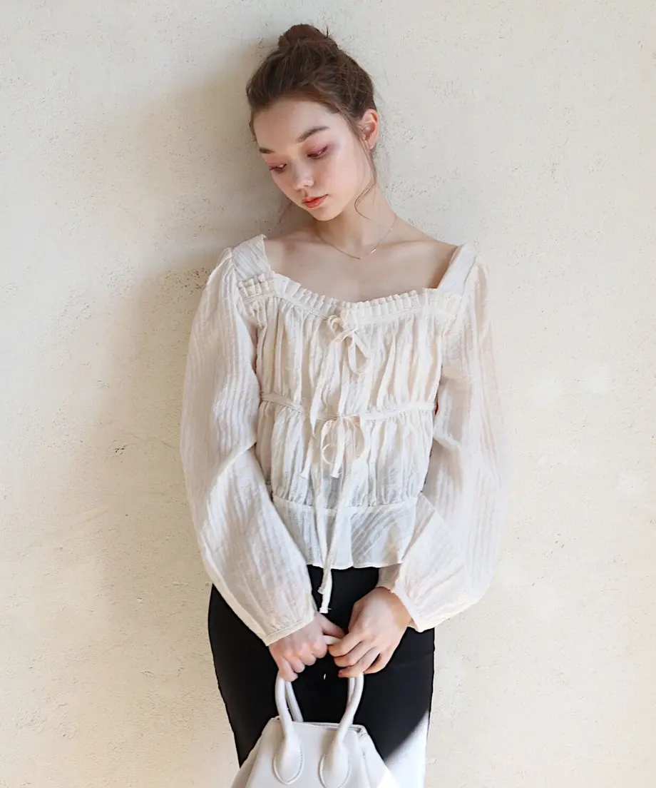 6049772b31862551e7a93fb9