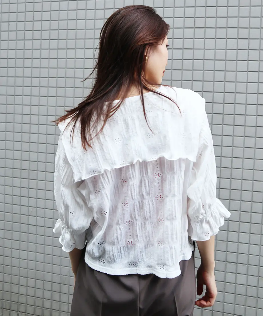 62b55225b1f1100b8250cae7