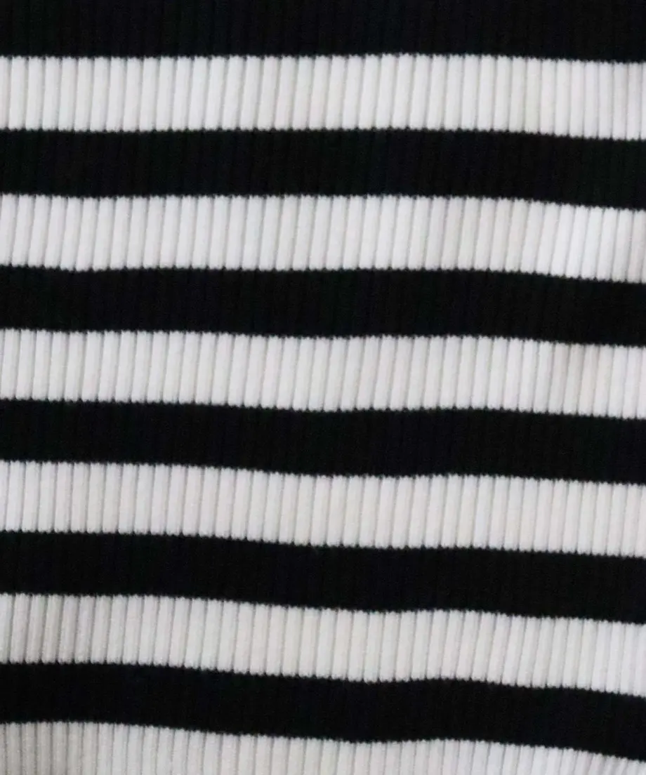 6257ea39c9883d4b23e3e814